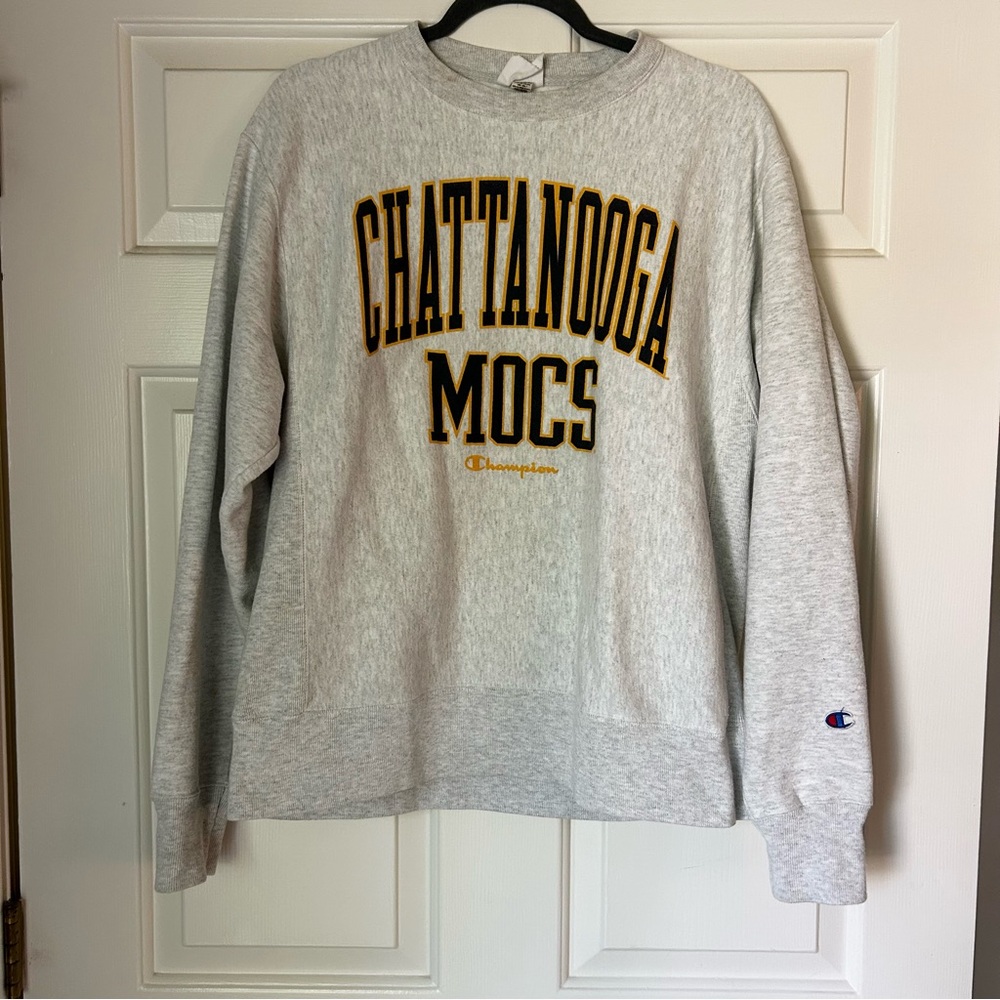 Champion Gray Sweatshirt crewneck with Chattanooga Mocs UTC